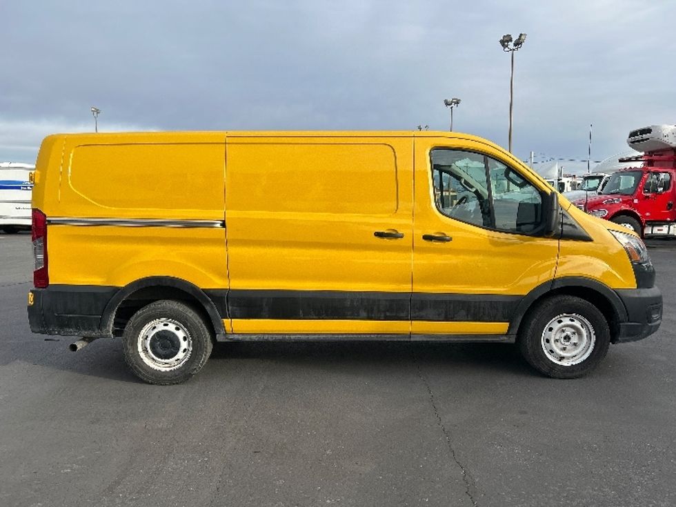 Cargo Van (Panel Van)-Light and Medium Duty Trucks-Ford-2021-Transit 150-Las Vegas-NV-101,546\n\t\tmiles-$ 22,250 - Image 14