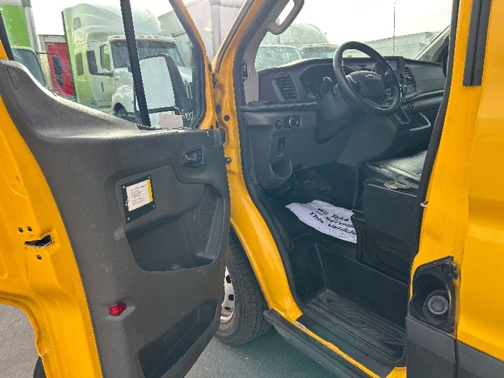 Cargo Van (Panel Van)-Light and Medium Duty Trucks-Ford-2021-Transit 150-Las Vegas-NV-101,546\n\t\tmiles-$ 22,250 - Image 15