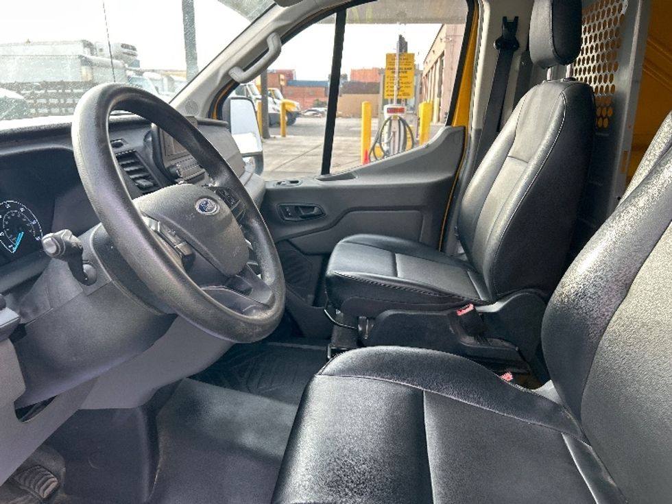 Cargo Van (Panel Van)-Light and Medium Duty Trucks-Ford-2021-Transit 150-Las Vegas-NV-101,546\n\t\tmiles-$ 22,250 - Image 18