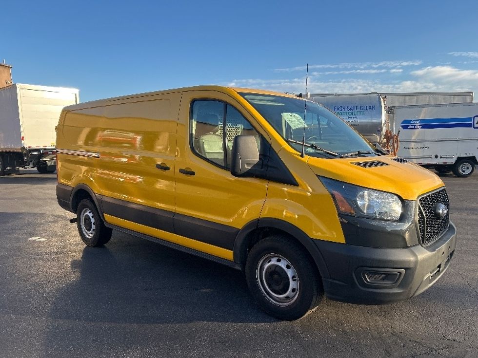Cargo Van (Panel Van)-Light and Medium Duty Trucks-Ford-2021-Transit 150-Las Vegas-NV-106,270\n\t\tmiles-$ 20,500 - Image 1