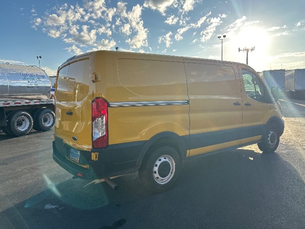 Cargo Van (Panel Van)-Light and Medium Duty Trucks-Ford-2021-Transit 150-Las Vegas-NV-106,270\n\t\tmiles-$ 20,500 - Image 12
