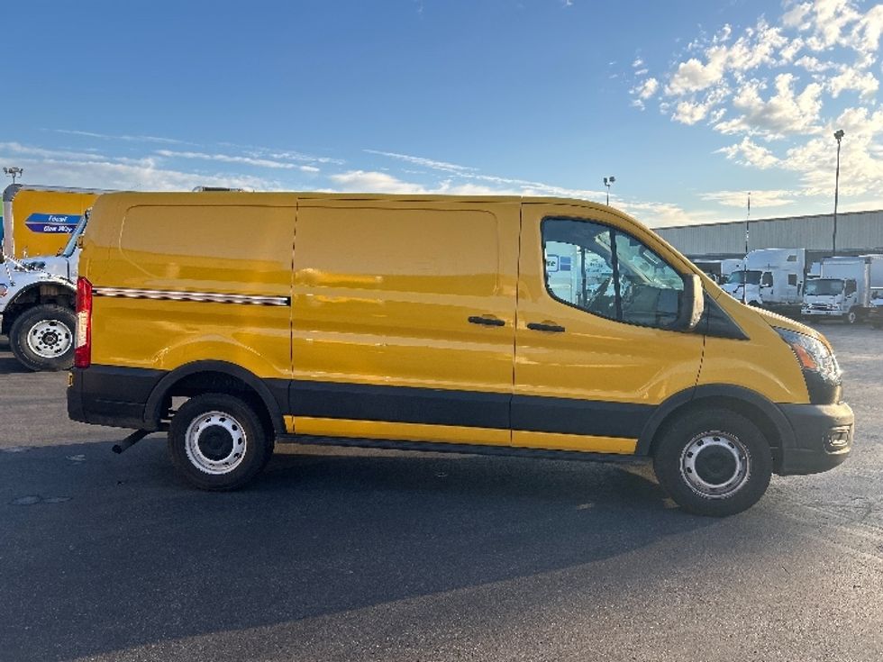 Cargo Van (Panel Van)-Light and Medium Duty Trucks-Ford-2021-Transit 150-Las Vegas-NV-106,270\n\t\tmiles-$ 20,500 - Image 14