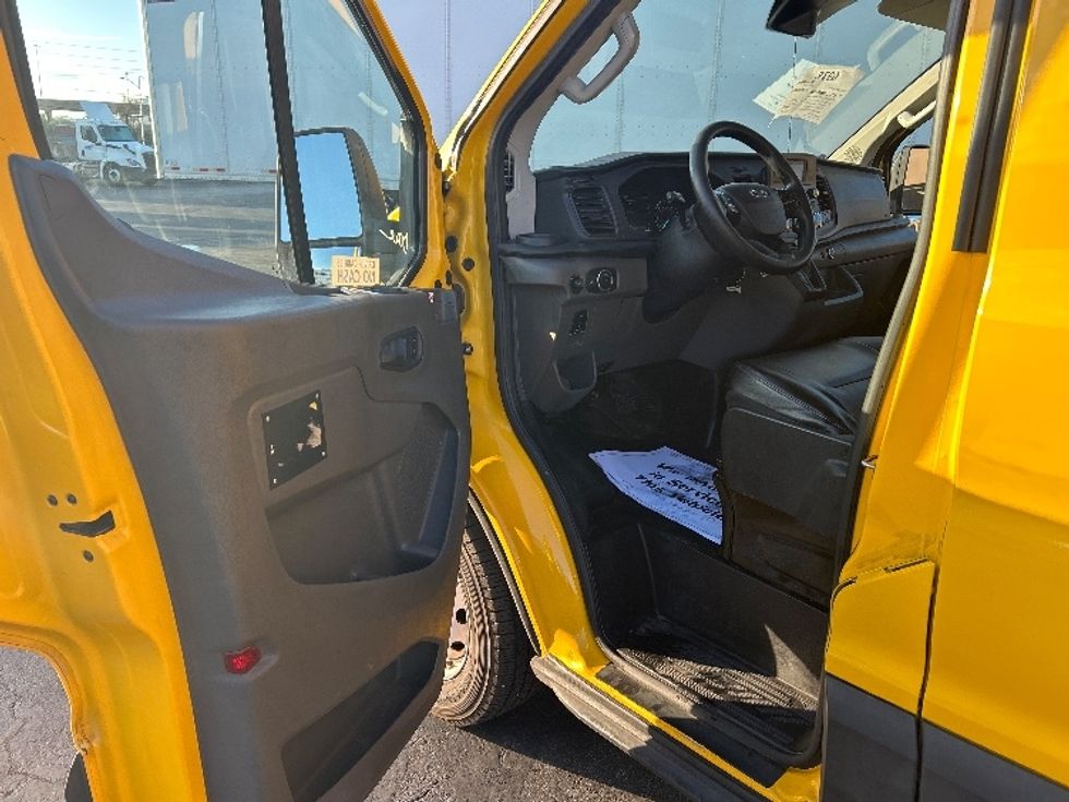 Cargo Van (Panel Van)-Light and Medium Duty Trucks-Ford-2021-Transit 150-Las Vegas-NV-106,270\n\t\tmiles-$ 20,500 - Image 15