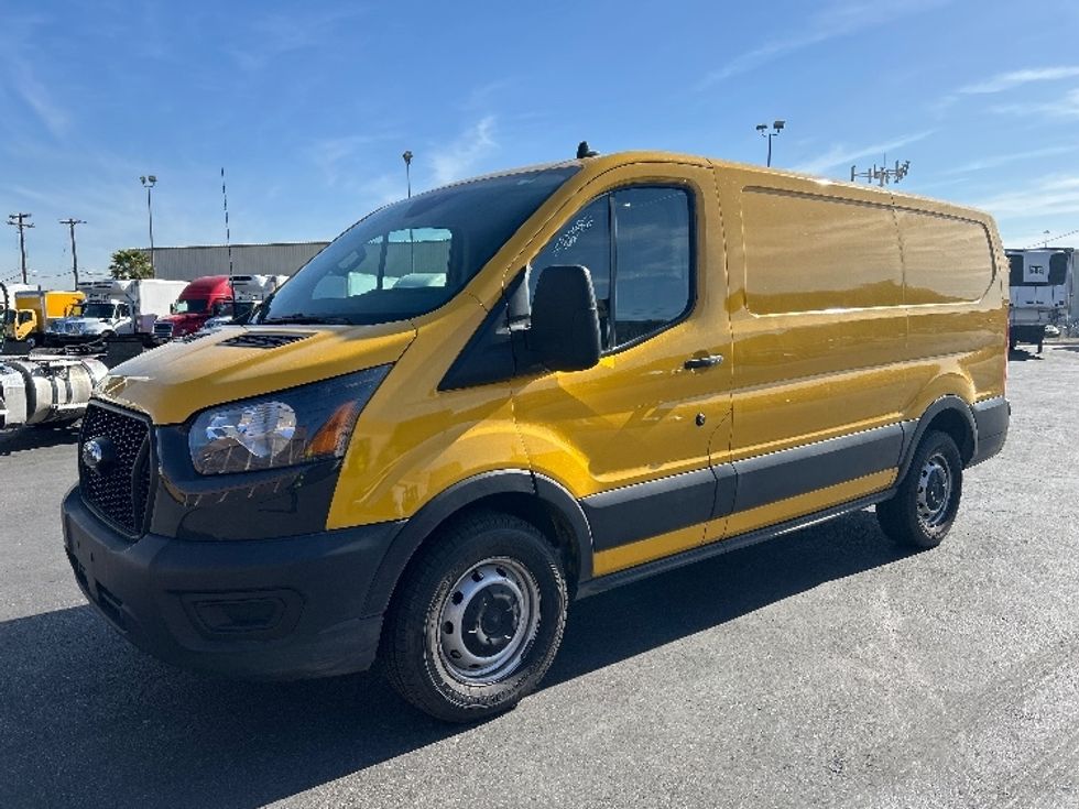 Cargo Van (Panel Van)-Light and Medium Duty Trucks-Ford-2021-Transit 150-Las Vegas-NV-140,755\n\t\tmiles-$ 20,000 - Image 3