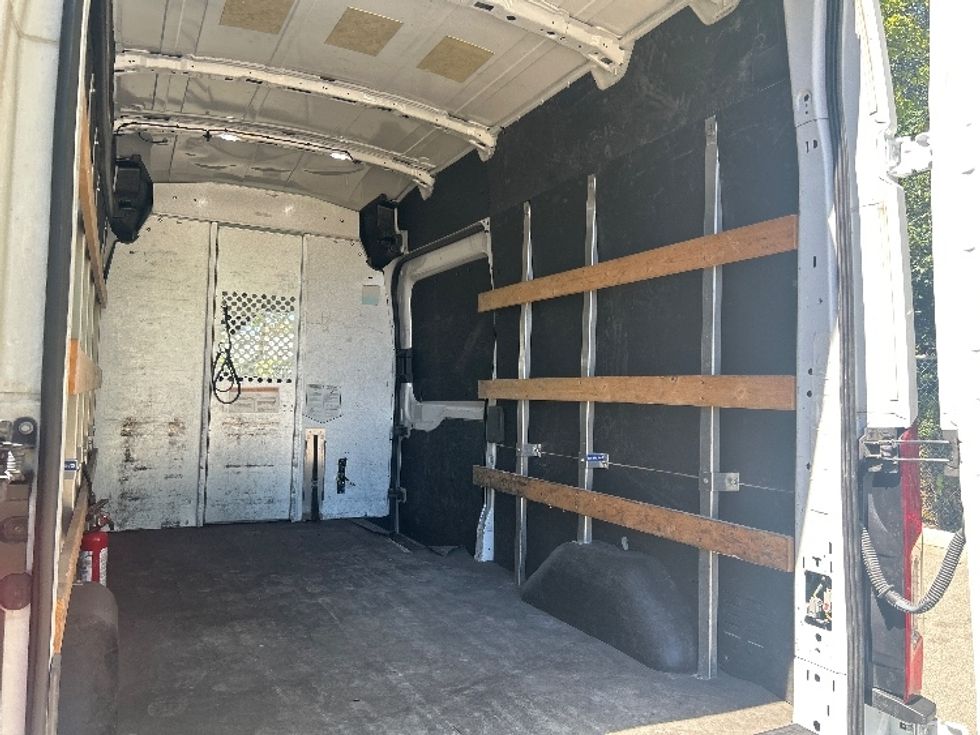 Cargo Van (Panel Van)-Light and Medium Duty Trucks-Ford-2021-Transit 250-Abbotsford-BC-105,134\n\t\tkm-$ 43,000 - Image 10