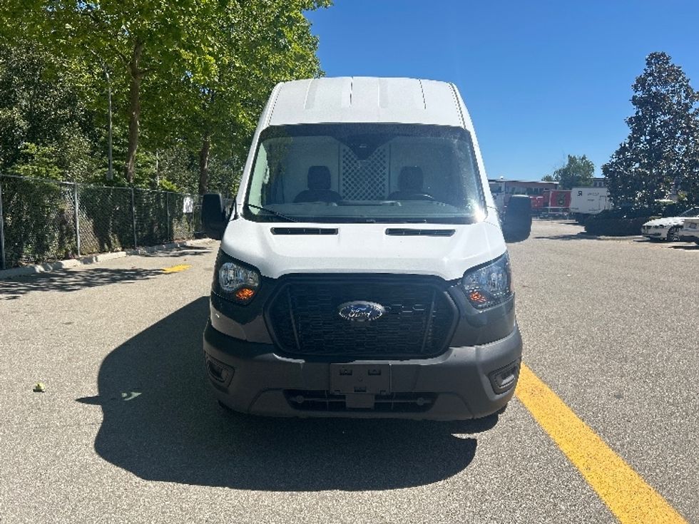 Cargo Van (Panel Van)-Light and Medium Duty Trucks-Ford-2021-Transit 250-Abbotsford-BC-105,134\n\t\tkm-$ 43,000 - Image 2