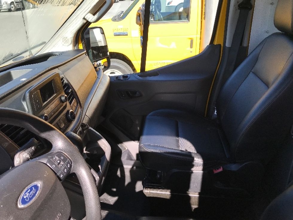 Cargo Van (Panel Van)-Light and Medium Duty Trucks-Ford-2021-Transit 250-Albany-GA-102,406\n\t\tmiles-$ 31,000 - Image 19