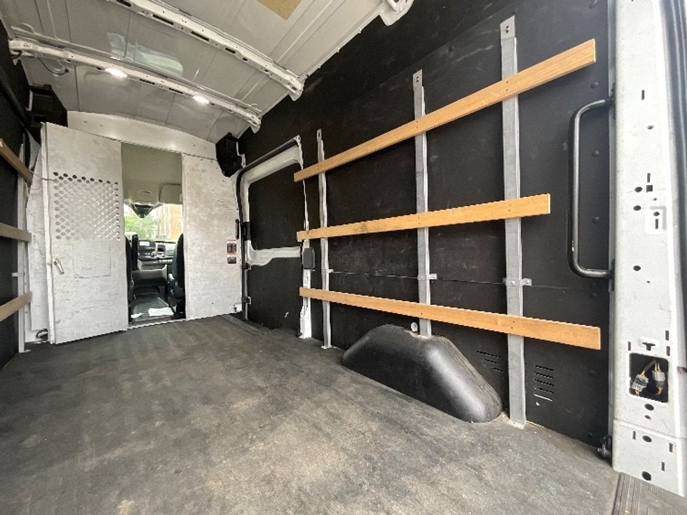 Cargo Van (Panel Van)-Light and Medium Duty Trucks-Ford-2021-Transit 250-Alexandria-VA-63,839\n\t\tmiles-$ 37,250 - Image 12