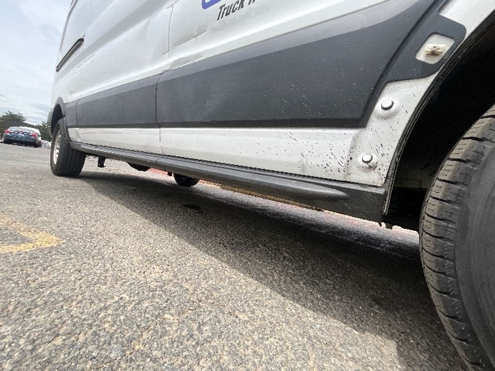 Cargo Van (Panel Van)-Light and Medium Duty Trucks-Ford-2021-Transit 250-Alexandria-VA-63,839\n\t\tmiles-$ 37,250 - Image 14