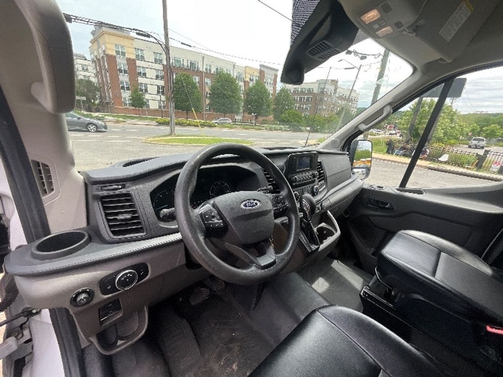 Cargo Van (Panel Van)-Light and Medium Duty Trucks-Ford-2021-Transit 250-Alexandria-VA-63,839\n\t\tmiles-$ 37,250 - Image 17