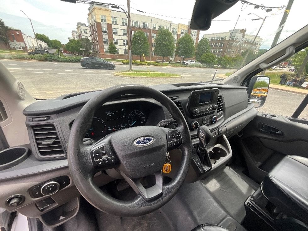 Cargo Van (Panel Van)-Light and Medium Duty Trucks-Ford-2021-Transit 250-Alexandria-VA-63,839\n\t\tmiles-$ 37,250 - Image 18