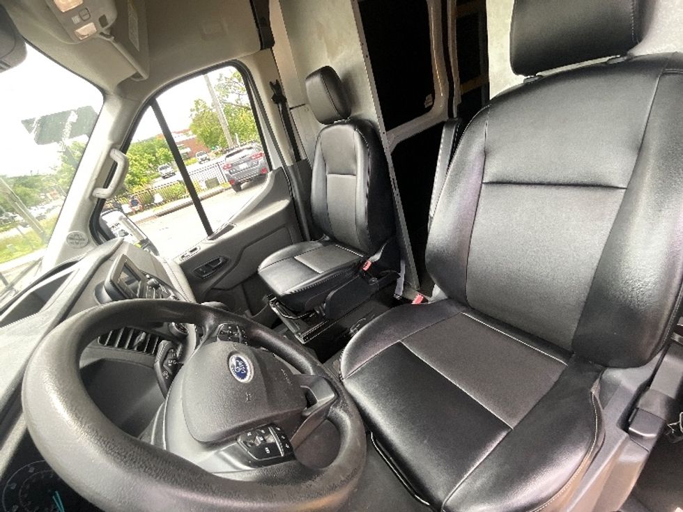 Cargo Van (Panel Van)-Light and Medium Duty Trucks-Ford-2021-Transit 250-Alexandria-VA-63,839\n\t\tmiles-$ 37,250 - Image 19