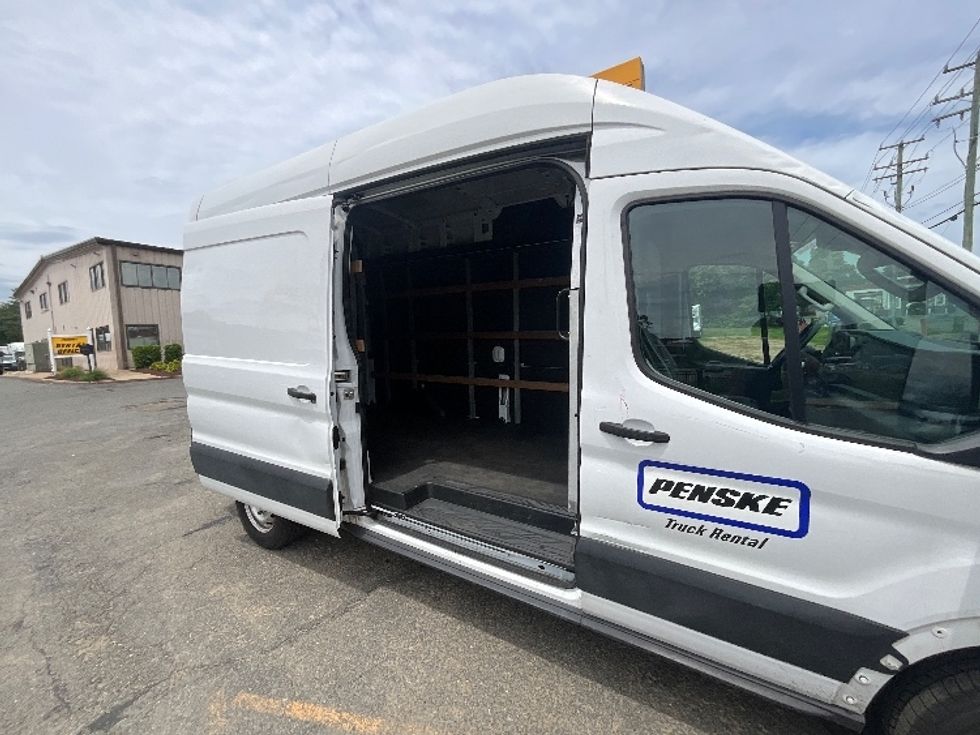 Cargo Van (Panel Van)-Light and Medium Duty Trucks-Ford-2021-Transit 250-Alexandria-VA-63,839\n\t\tmiles-$ 37,250 - Image 25