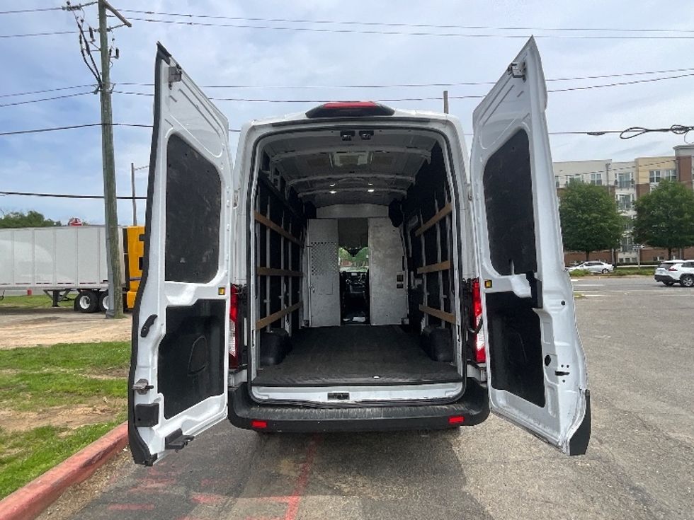 Cargo Van (Panel Van)-Light and Medium Duty Trucks-Ford-2021-Transit 250-Alexandria-VA-63,839\n\t\tmiles-$ 37,250 - Image 8