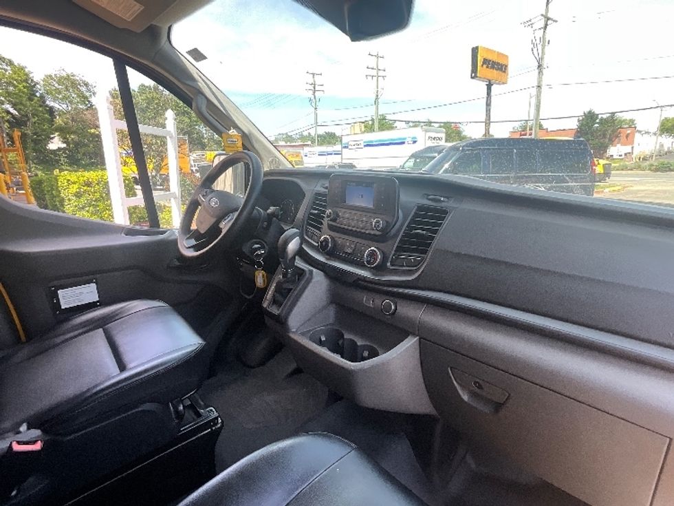 Cargo Van (Panel Van)-Light and Medium Duty Trucks-Ford-2021-Transit 250-Alexandria-VA-71,269\n\t\tmiles-$ 27,750 - Image 21
