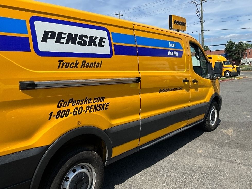 Cargo Van (Panel Van)-Light and Medium Duty Trucks-Ford-2021-Transit 250-Alexandria-VA-71,269\n\t\tmiles-$ 27,750 - Image 25