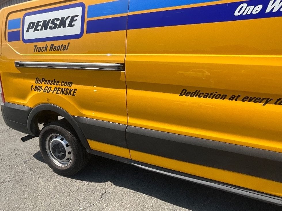 Cargo Van (Panel Van)-Light and Medium Duty Trucks-Ford-2021-Transit 250-Alexandria-VA-71,269\n\t\tmiles-$ 27,750 - Image 28