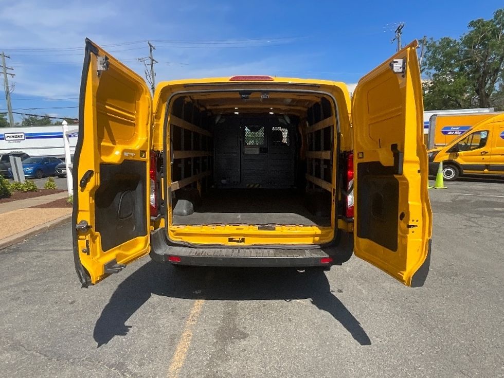 Cargo Van (Panel Van)-Light and Medium Duty Trucks-Ford-2021-Transit 250-Alexandria-VA-71,269\n\t\tmiles-$ 27,750 - Image 9