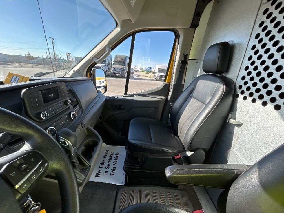 Cargo Van (Panel Van)-Light and Medium Duty Trucks-Ford-2021-Transit 250-Amarillo-TX-121,194\n\t\tmiles-$ 28,250 - Image 18