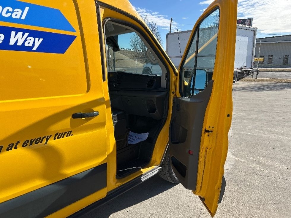 Cargo Van (Panel Van)-Light and Medium Duty Trucks-Ford-2021-Transit 250-Amarillo-TX-121,194\n\t\tmiles-$ 28,250 - Image 19