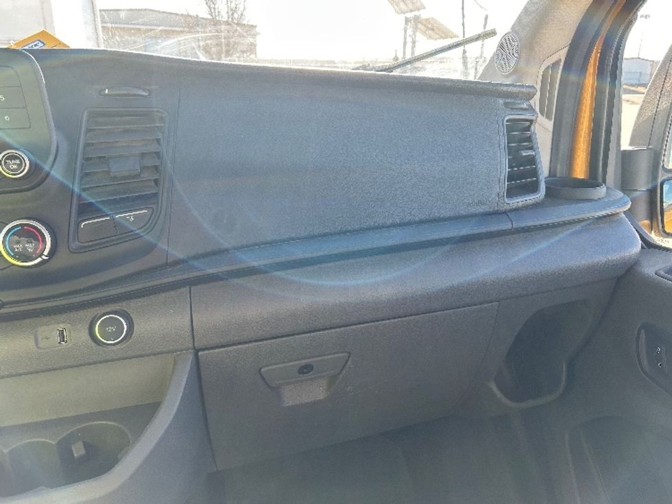 Cargo Van (Panel Van)-Light and Medium Duty Trucks-Ford-2021-Transit 250-Amarillo-TX-121,194\n\t\tmiles-$ 28,250 - Image 20