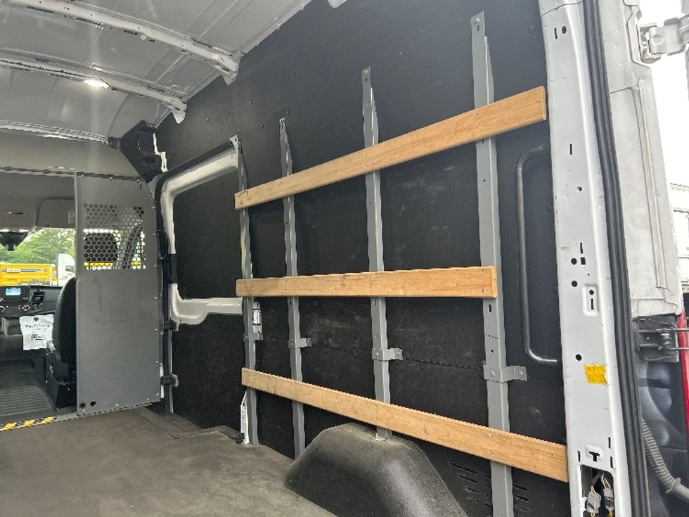 Cargo Van (Panel Van)-Light and Medium Duty Trucks-Ford-2021-Transit 250-Ashland-VA-47,405\n\t\tmiles-$ 38,000 - Image 11