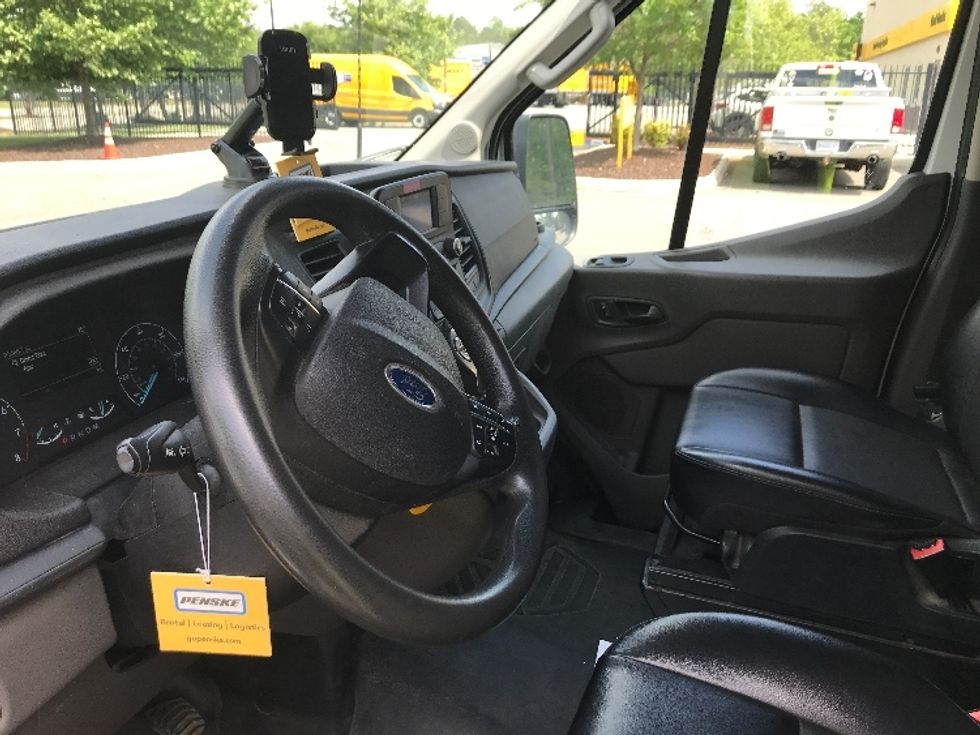 Cargo Van (Panel Van)-Light and Medium Duty Trucks-Ford-2021-Transit 250-Ashland-VA-95,881\n\t\tmiles-$ 32,500 - Image 20