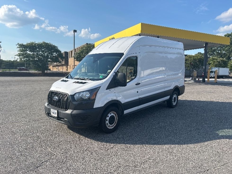 Cargo Van (Panel Van)-Light and Medium Duty Trucks-Ford-2021-Transit 250-Ashland-VA-95,881\n\t\tmiles-$ 32,500 - Image 3