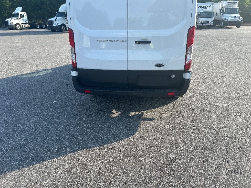 Cargo Van (Panel Van)-Light and Medium Duty Trucks-Ford-2021-Transit 250-Ashland-VA-95,881\n\t\tmiles-$ 32,500 - Image 9