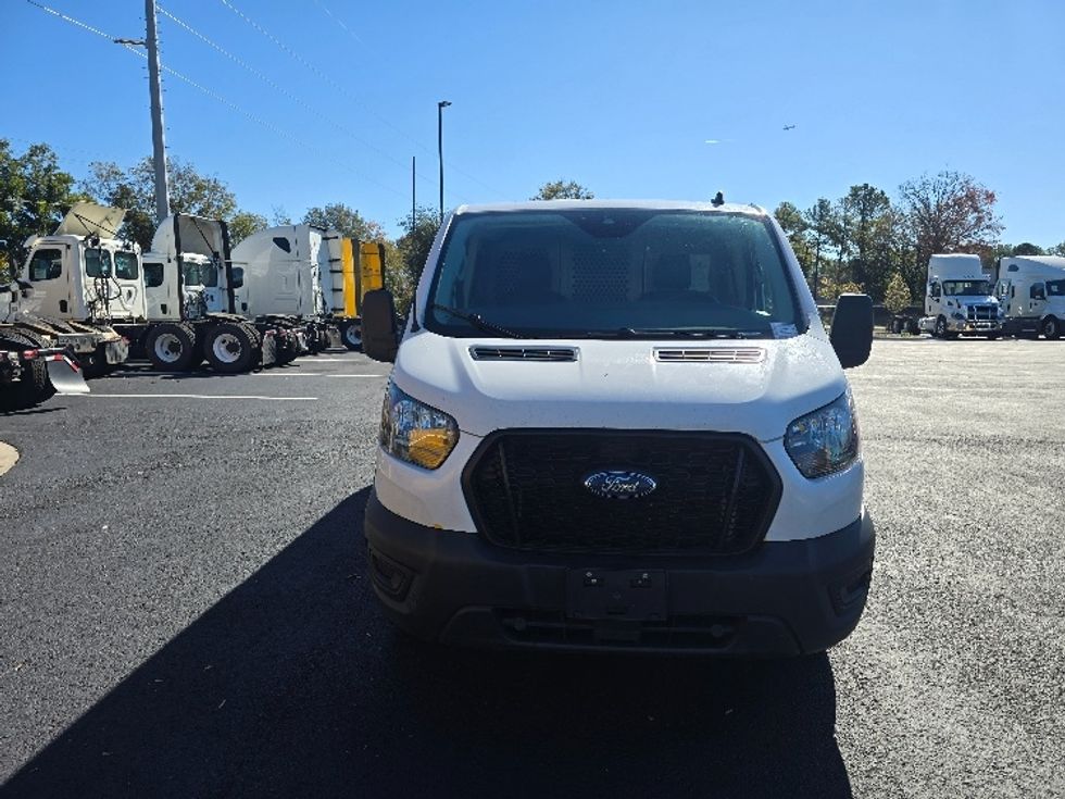 Cargo Van (Panel Van)-Light and Medium Duty Trucks-Ford-2021-Transit 250-Atlanta (Conyers)-GA-128,166\n\t\tmiles-$ 25,500 - Image 2