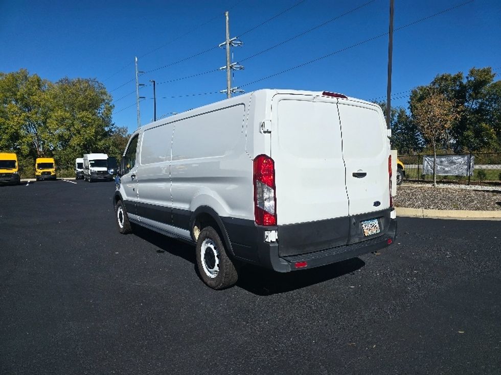 Cargo Van (Panel Van)-Light and Medium Duty Trucks-Ford-2021-Transit 250-Atlanta (Conyers)-GA-128,166\n\t\tmiles-$ 25,500 - Image 5
