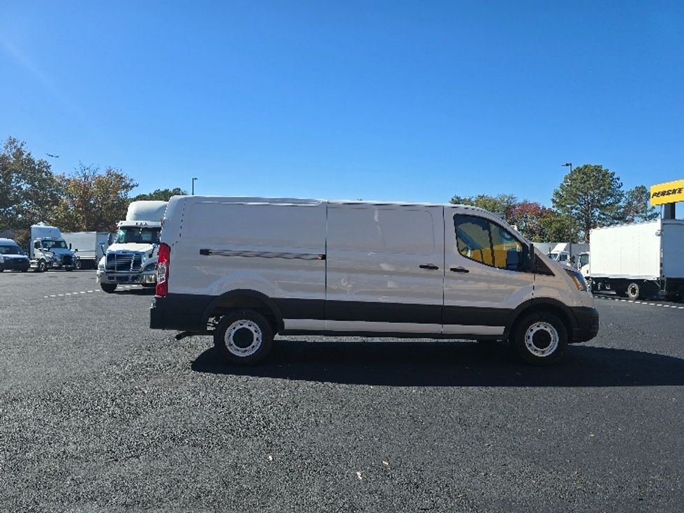 Cargo Van (Panel Van)-Light and Medium Duty Trucks-Ford-2021-Transit 250-Atlanta (Conyers)-GA-128,166\n\t\tmiles-$ 25,500 - Image 13