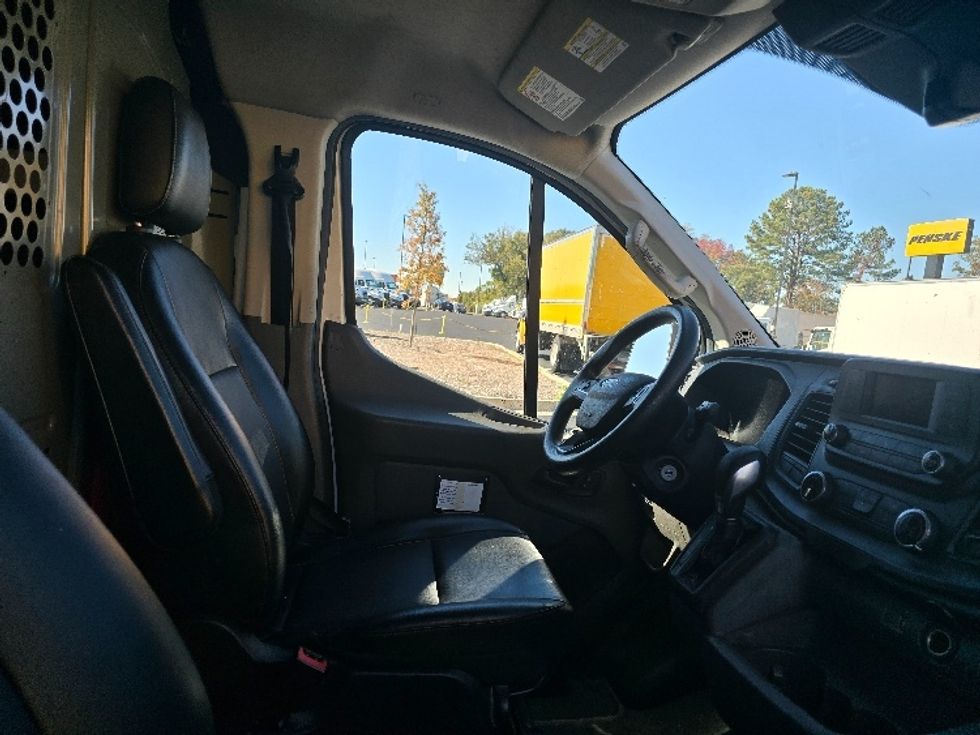 Cargo Van (Panel Van)-Light and Medium Duty Trucks-Ford-2021-Transit 250-Atlanta (Conyers)-GA-128,166\n\t\tmiles-$ 25,500 - Image 20