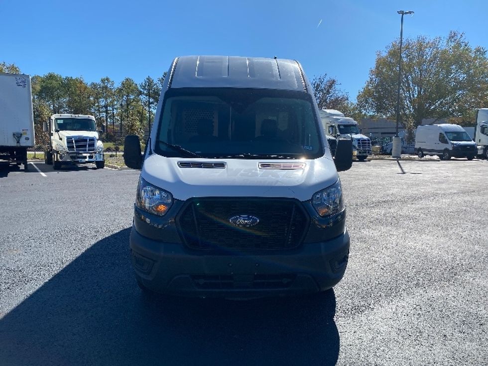 Cargo Van (Panel Van)-Light and Medium Duty Trucks-Ford-2021-Transit 250-Atlanta (Forest Park)-GA-107,686\n\t\tmiles-$ 32,500 - Image 2
