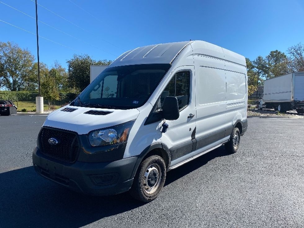 Cargo Van (Panel Van)-Light and Medium Duty Trucks-Ford-2021-Transit 250-Atlanta (Forest Park)-GA-107,686\n\t\tmiles-$ 32,500 - Image 3