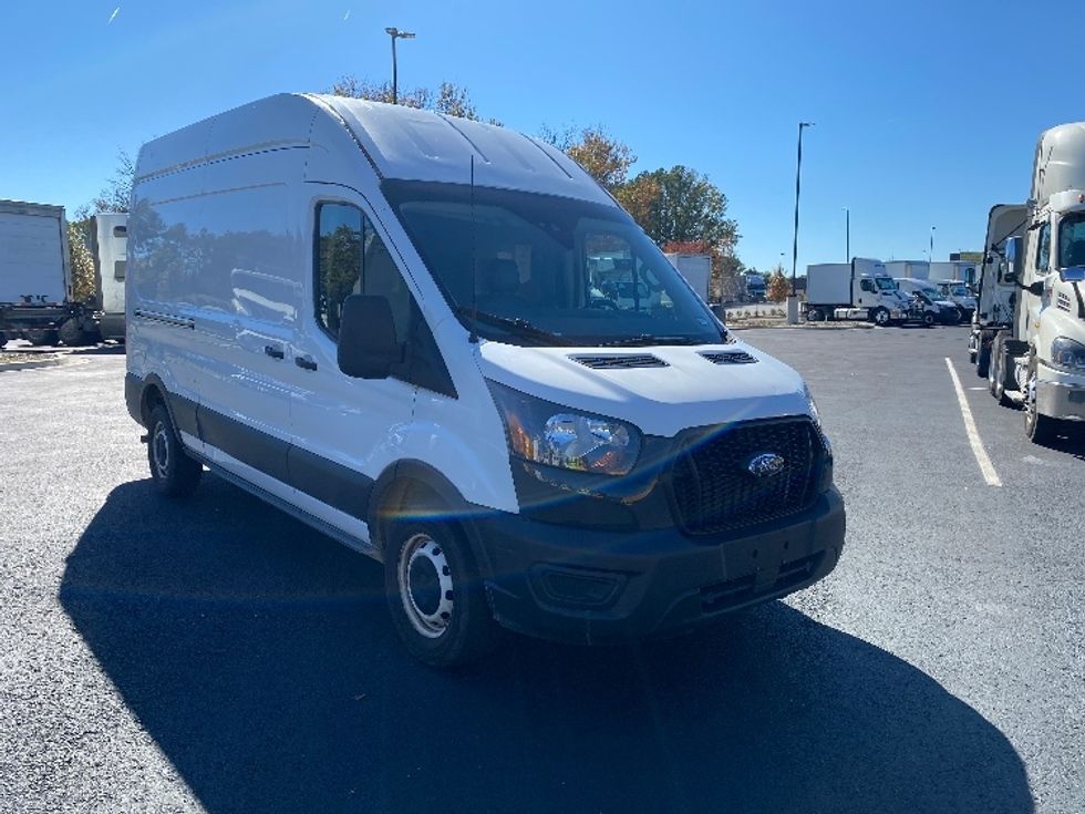 Cargo Van (Panel Van)-Light and Medium Duty Trucks-Ford-2021-Transit 250-Atlanta (Forest Park)-GA-107,686\n\t\tmiles-$ 32,500 - Image 1