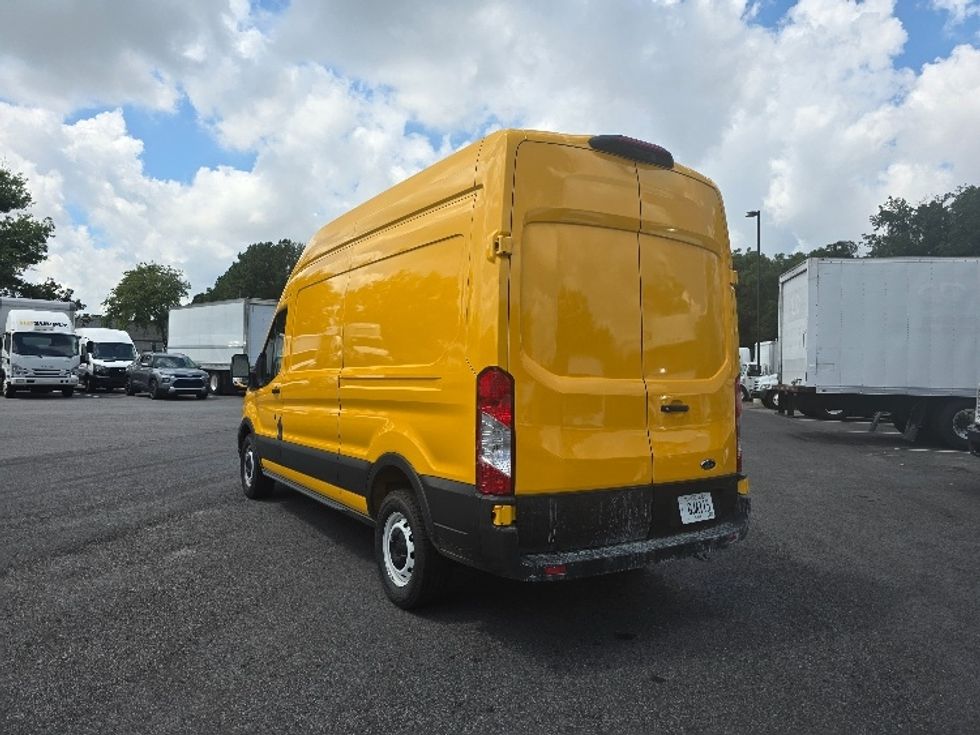 Cargo Van (Panel Van)-Light and Medium Duty Trucks-Ford-2021-Transit 250-Atlanta (Forest Park)-GA-108,191\n\t\tmiles-$ 28,250 - Image 6