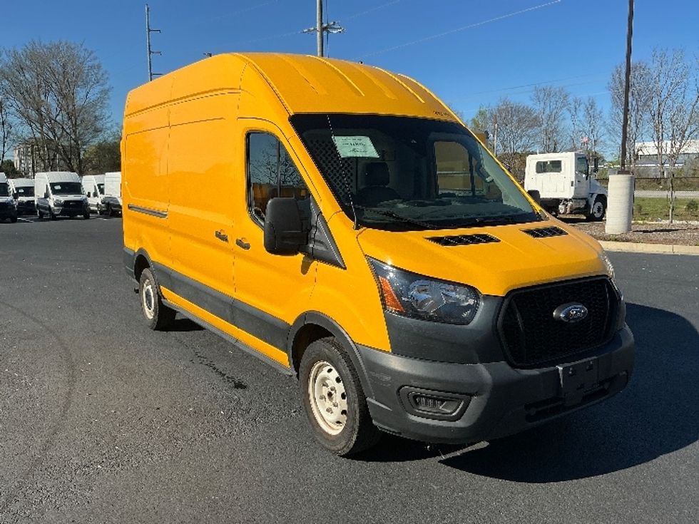 Cargo Van (Panel Van)-Light and Medium Duty Trucks-Ford-2021-Transit 250-Atlanta (Forest Park)-GA-108,830\n\t\tmiles-$ 28,750 - Image 1