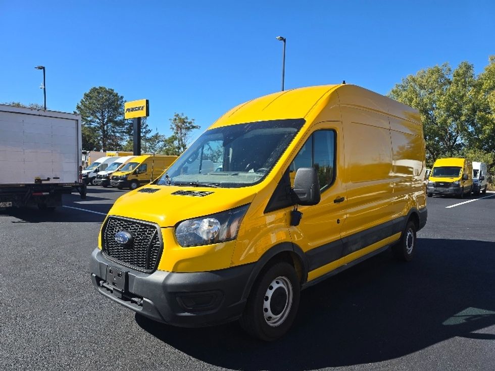 Cargo Van (Panel Van)-Light and Medium Duty Trucks-Ford-2021-Transit 250-Atlanta (Forest Park)-GA-110,154\n\t\tmiles-$ 28,750 - Image 3