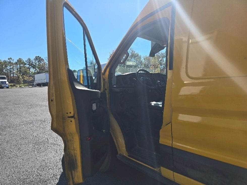 Cargo Van (Panel Van)-Light and Medium Duty Trucks-Ford-2021-Transit 250-Atlanta (Forest Park)-GA-110,154\n\t\tmiles-$ 28,750 - Image 15