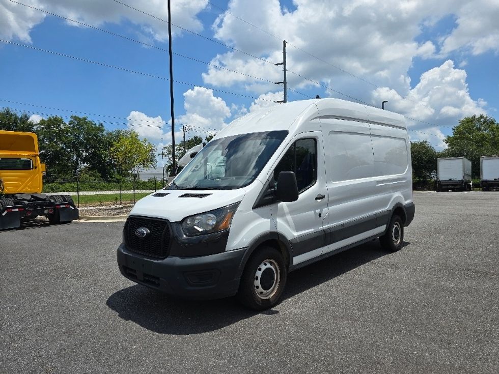 Cargo Van (Panel Van)-Light and Medium Duty Trucks-Ford-2021-Transit 250-Atlanta (Forest Park)-GA-112,363\n\t\tmiles-$ 32,500 - Image 3