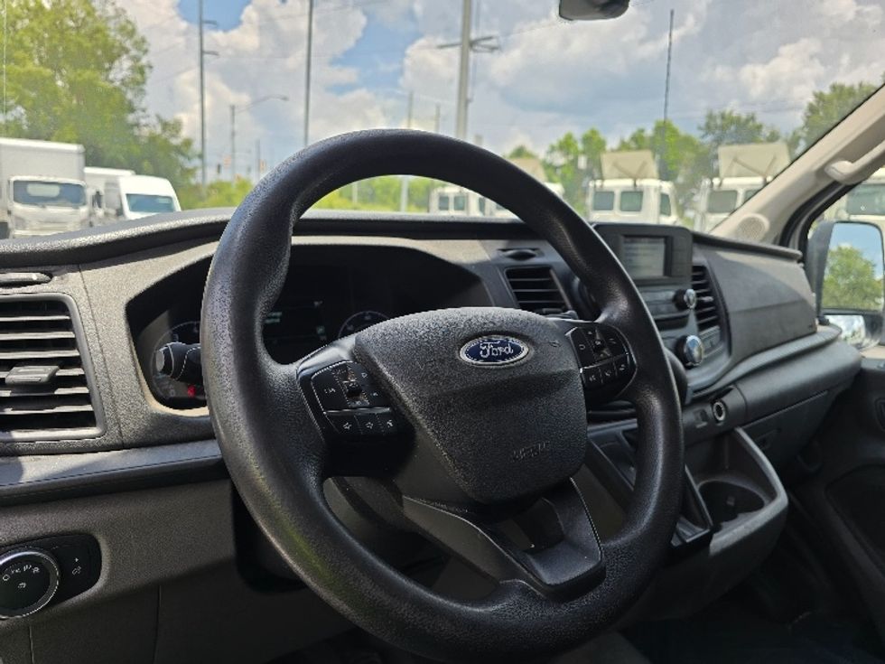 Cargo Van (Panel Van)-Light and Medium Duty Trucks-Ford-2021-Transit 250-Atlanta (Forest Park)-GA-112,363\n\t\tmiles-$ 32,500 - Image 16