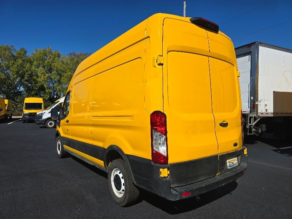 Cargo Van (Panel Van)-Light and Medium Duty Trucks-Ford-2021-Transit 250-Atlanta (Forest Park)-GA-118,649\n\t\tmiles-$ 27,000 - Image 6