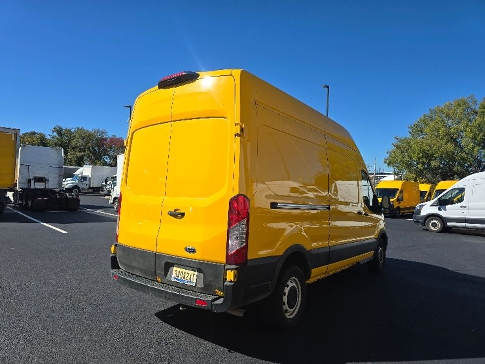 Cargo Van (Panel Van)-Light and Medium Duty Trucks-Ford-2021-Transit 250-Atlanta (Forest Park)-GA-118,649\n\t\tmiles-$ 27,000 - Image 12
