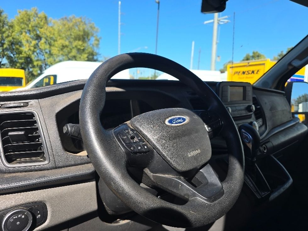 Cargo Van (Panel Van)-Light and Medium Duty Trucks-Ford-2021-Transit 250-Atlanta (Forest Park)-GA-118,649\n\t\tmiles-$ 27,000 - Image 15