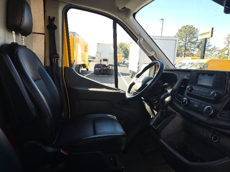Cargo Van (Panel Van)-Light and Medium Duty Trucks-Ford-2021-Transit 250-Atlanta (Forest Park)-GA-118,649\n\t\tmiles-$ 27,000 - Image 20
