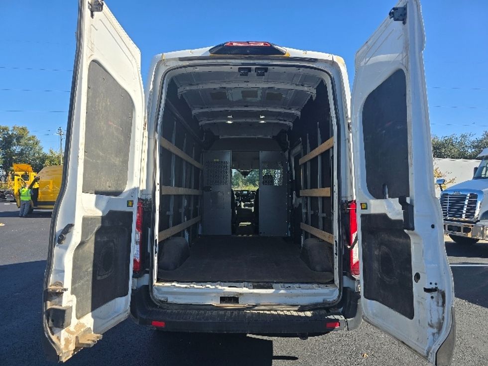 Cargo Van (Panel Van)-Light and Medium Duty Trucks-Ford-2021-Transit 250-Atlanta (Forest Park)-GA-119,467\n\t\tmiles-$ 30,750 - Image 8