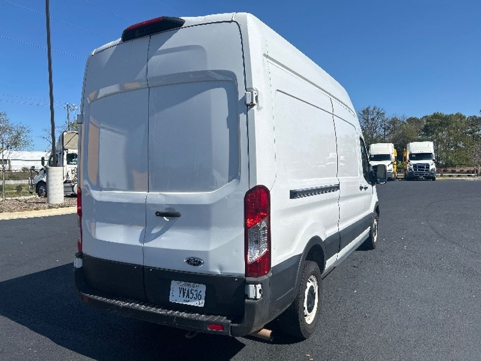Cargo Van (Panel Van)-Light and Medium Duty Trucks-Ford-2021-Transit 250-Atlanta (Forest Park)-GA-124,252\n\t\tmiles-$ 31,000 - Image 12