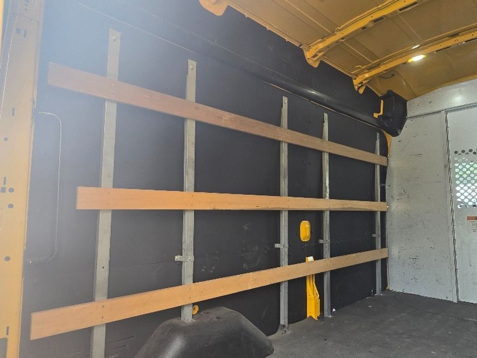 Cargo Van (Panel Van)-Light and Medium Duty Trucks-Ford-2021-Transit 250-Atlanta (Forest Park)-GA-129,579\n\t\tmiles-$ 25,000 - Image 10