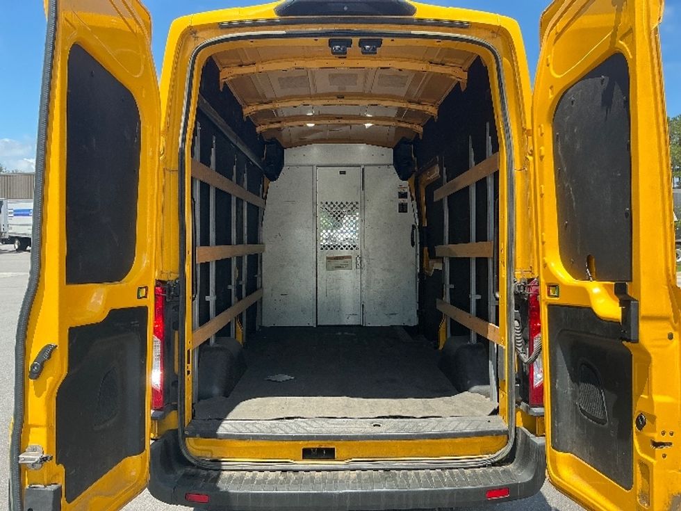 Cargo Van (Panel Van)-Light and Medium Duty Trucks-Ford-2021-Transit 250-Atlanta (Forest Park)-GA-129,579\n\t\tmiles-$ 25,000 - Image 8